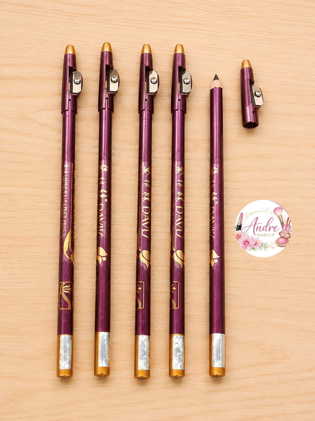 💄✨ Lápiz delineador para ojos y labios con sacapuntas ✨💄