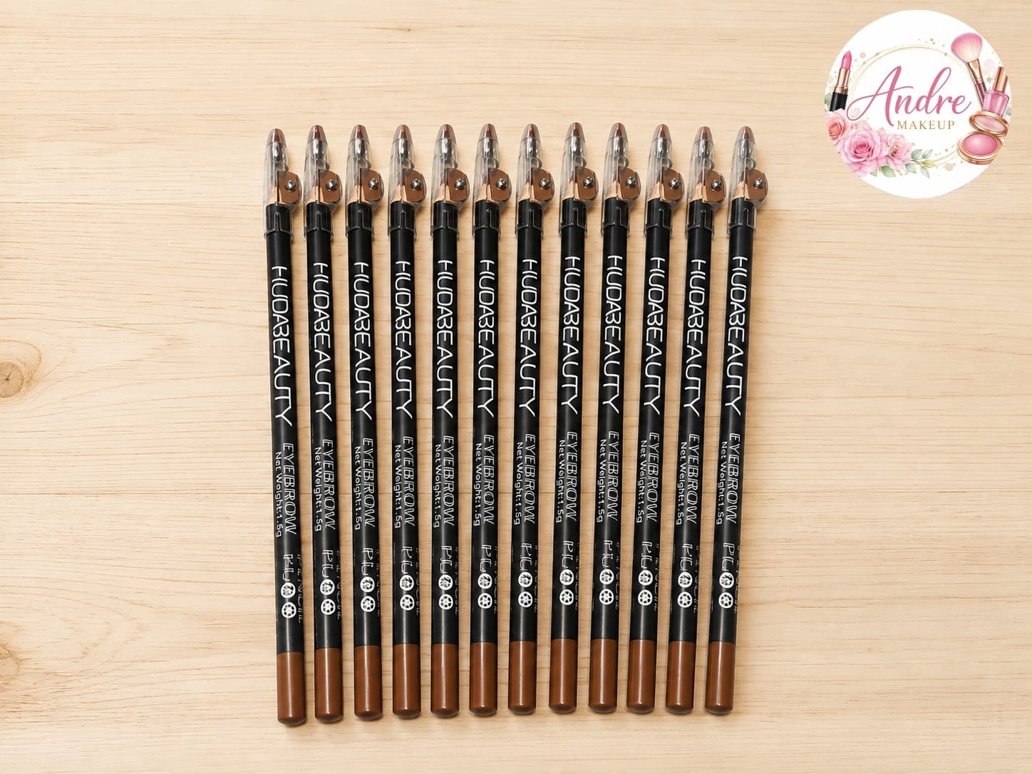 🖊️ Delineador marron Cejas Huda Beauty