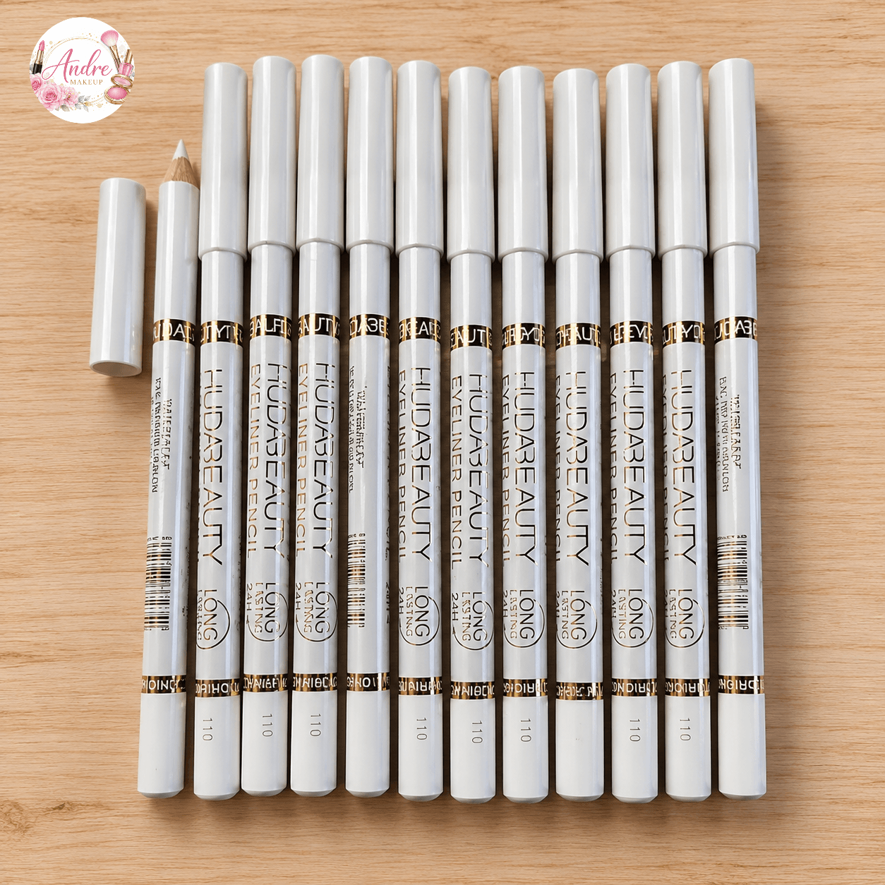 ✨ Delineador de Ojos Huda Beauty – Blanco ✨ 🤍